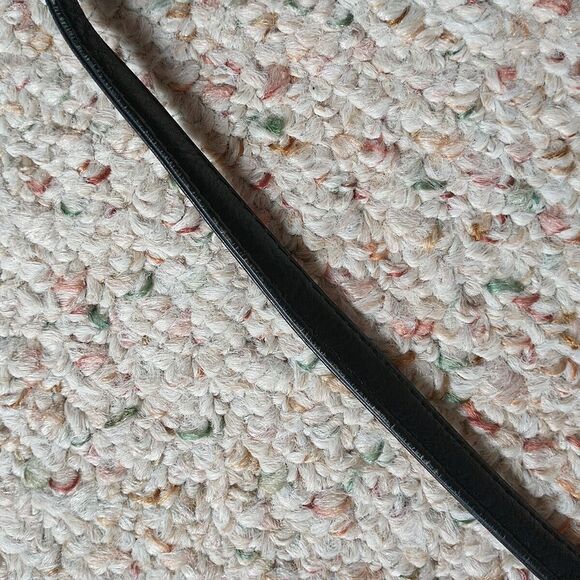 Le Donne Leather Collection Crossbody Shoulder Bag Black Zip Pocket Small Classi - Picture 13 of 16